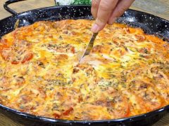 echa un vistazo a esta pizza casera