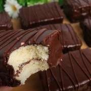 Pastelitos de BIZCOCHO con NUTELLA