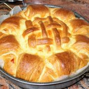 Pan de leche casero con mantequilla