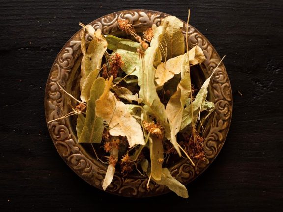Deja de toser y limpia tus pulmones con estos 4 ingredientes: antibiótico natural para bronquitis y faringitis